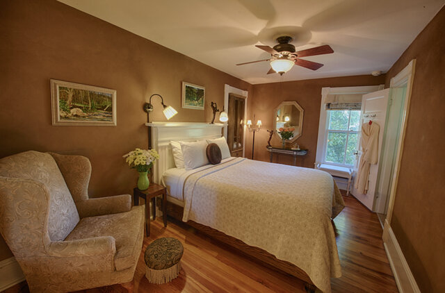 The Peter's Suite room at Foster Harris House — view 5